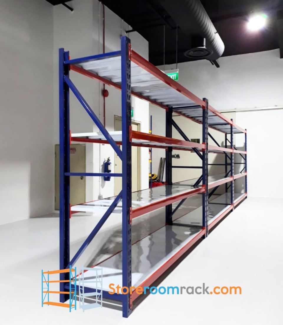 Long-span bays — Warehouse premises, commercial racking installation in Singapore